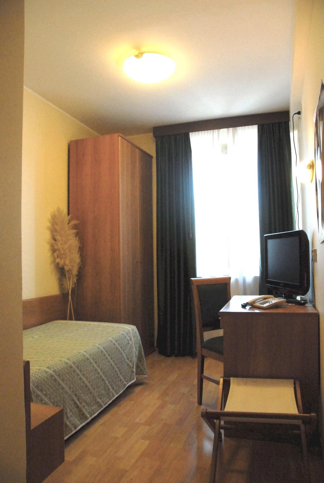 Hotel Sonia Trieste Dış mekan fotoğraf