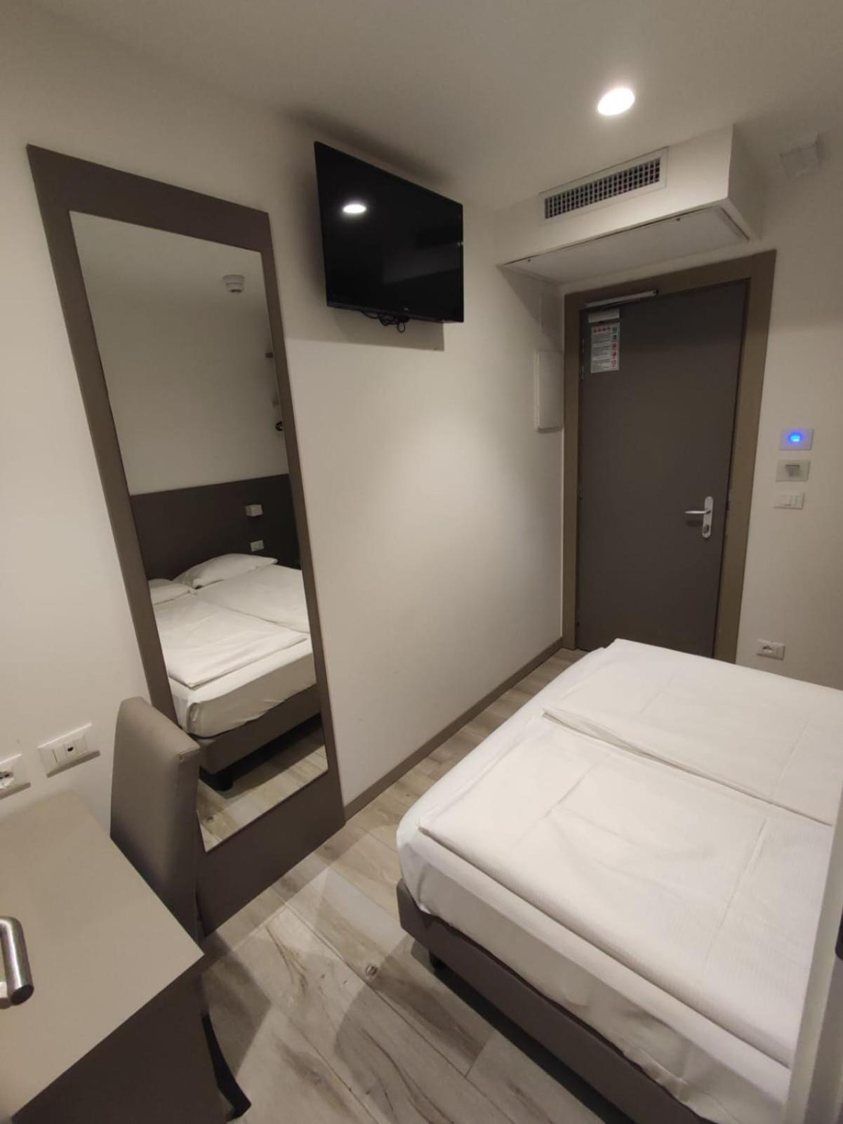 Hotel Sonia Trieste Dış mekan fotoğraf