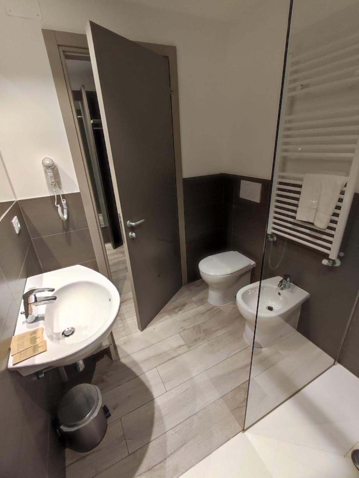 Hotel Sonia Trieste Dış mekan fotoğraf